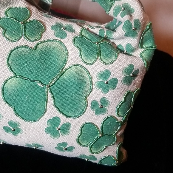 Leko London Soft Shamrock Shoulder/Crossbody Bag - Picture 6 of 8